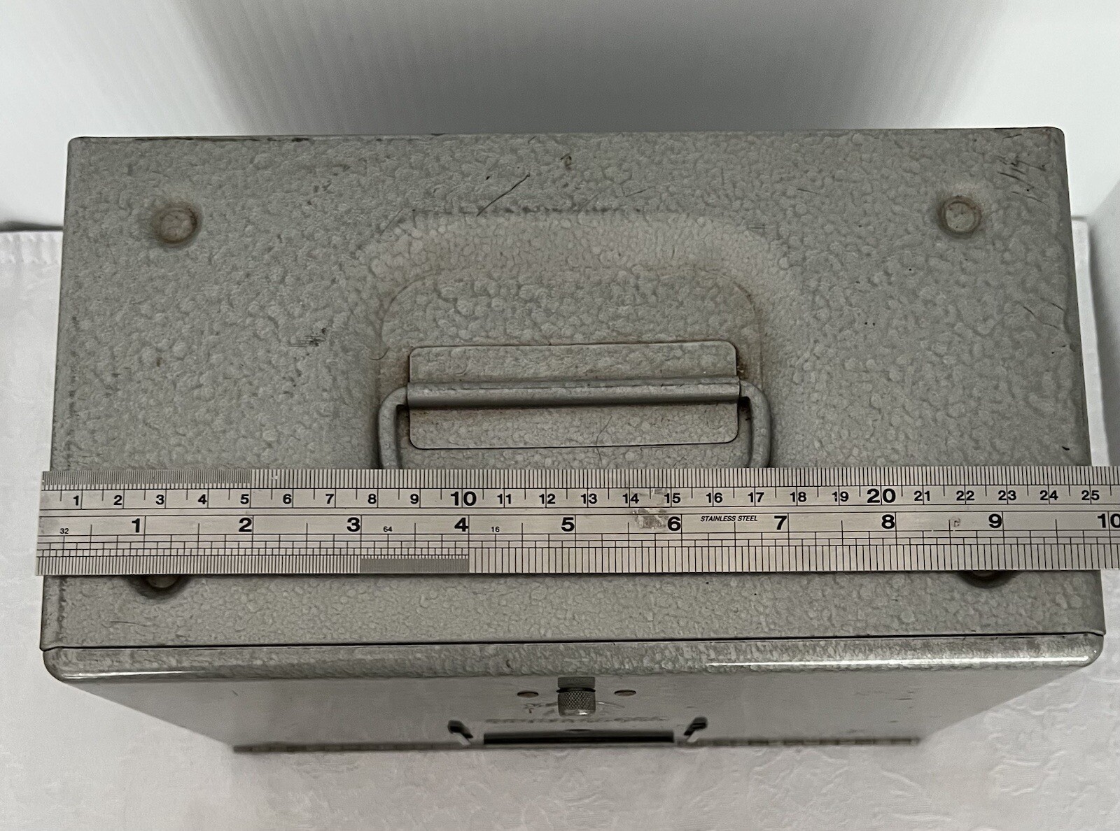 Vintage Brumberger 8mm Film Reel Carry / Storage Case • Holds 12 – 5” Reels