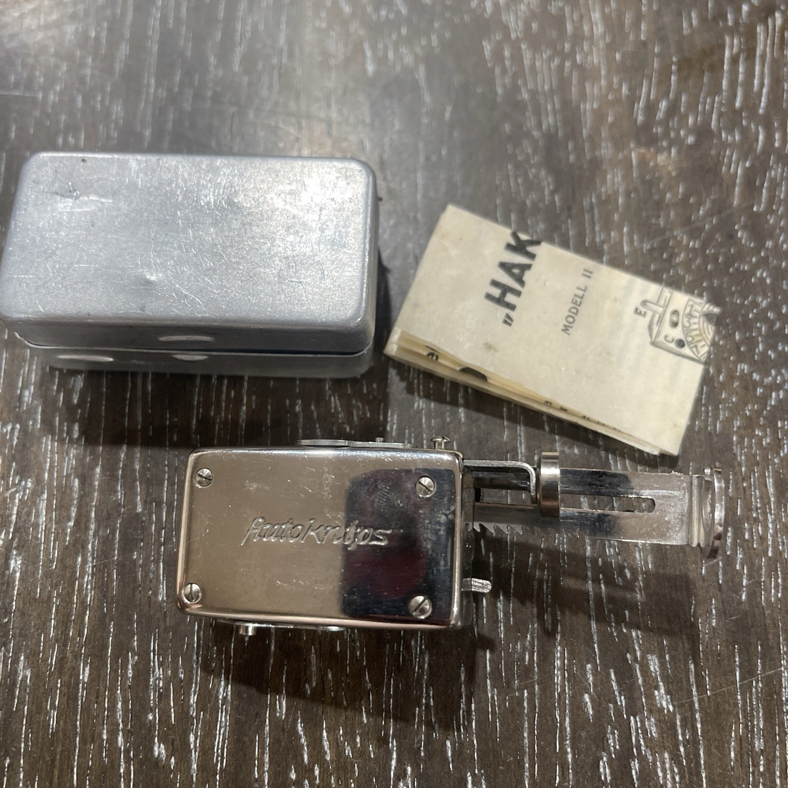 ✅ HAKA AUTOKNIPS 2, MODEL II SELF TIMER NICKEL SCREW MOUNT RANGE FINDER CAMERAS