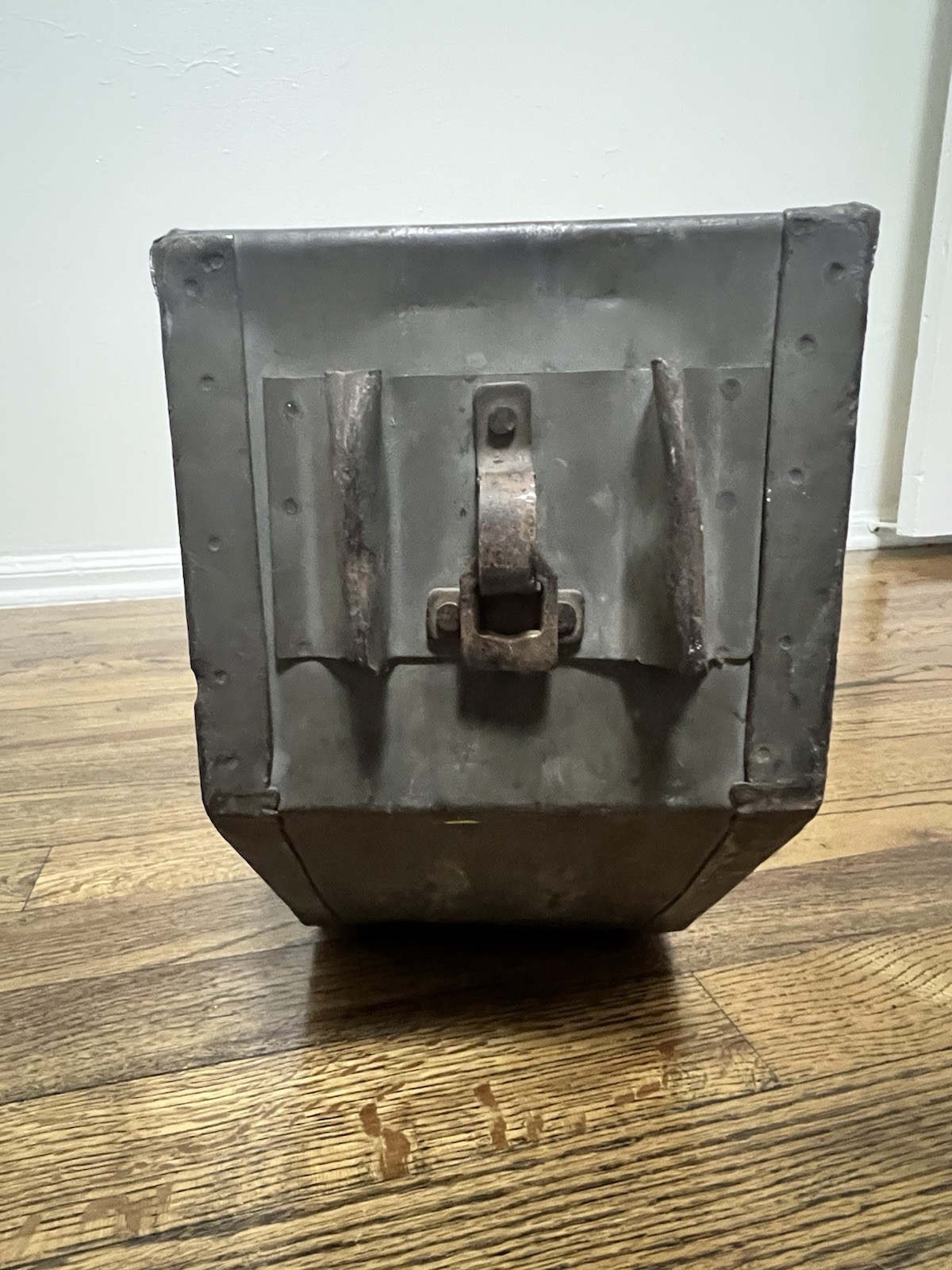 20th Century Fox Motion Picture Movie Reel Shipping Metal Canister Case Box 1970