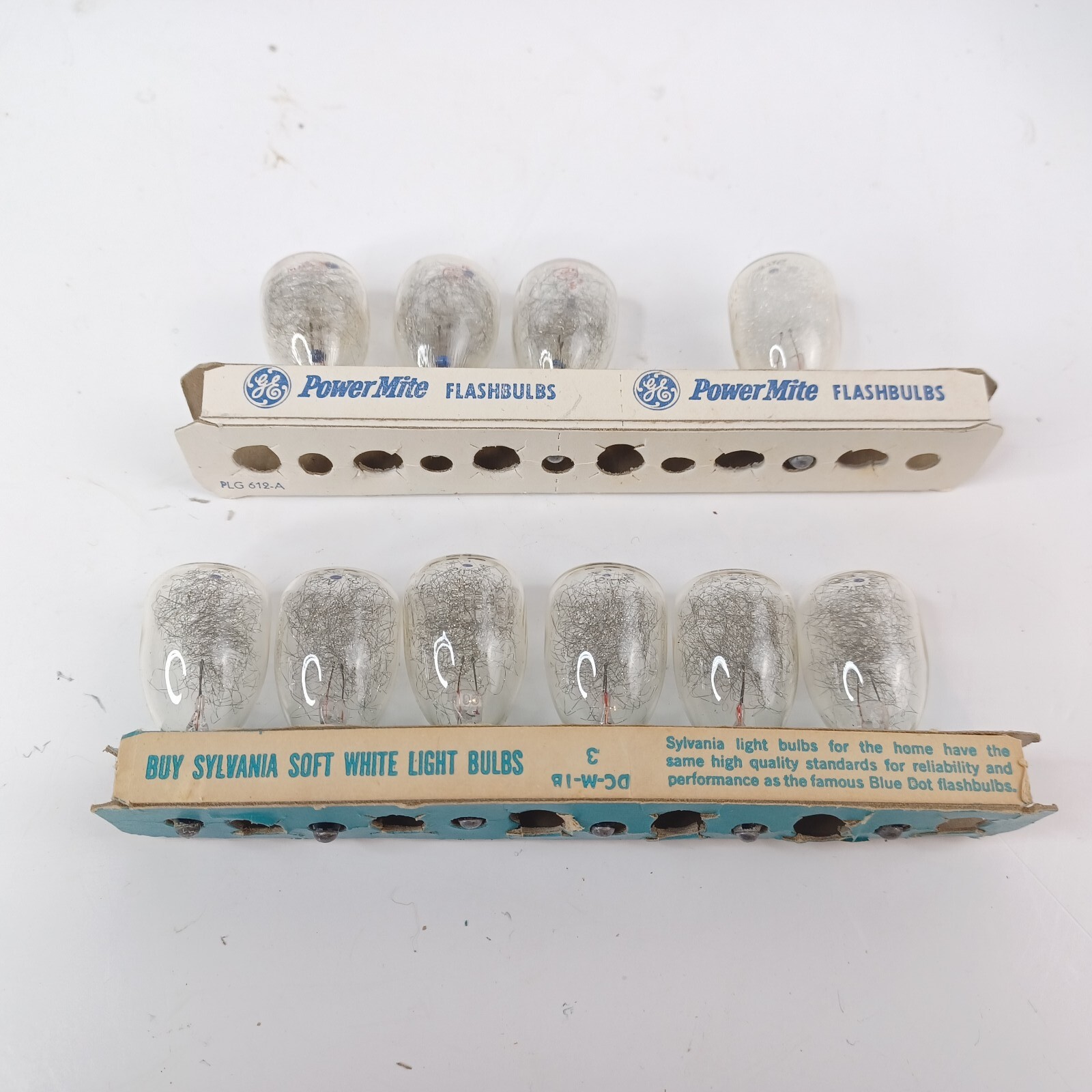 Vintage Sylvania Blue Dot Flash Bulbs M3 GE M2
