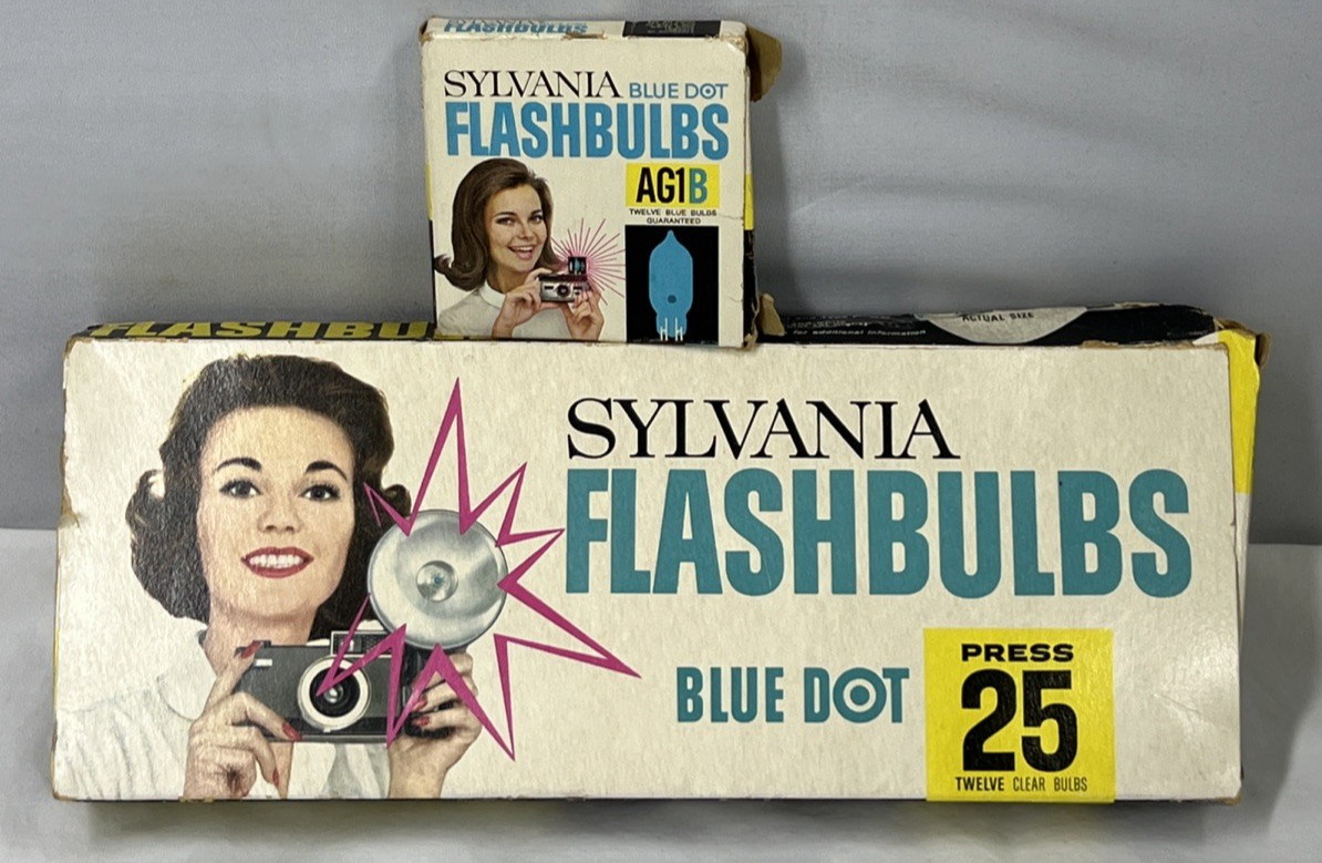 Sylvania Flashbulbs Blue Dot Box Of 7 Clear Bulbs & Box of 9 AG1B Blue Bulbs
