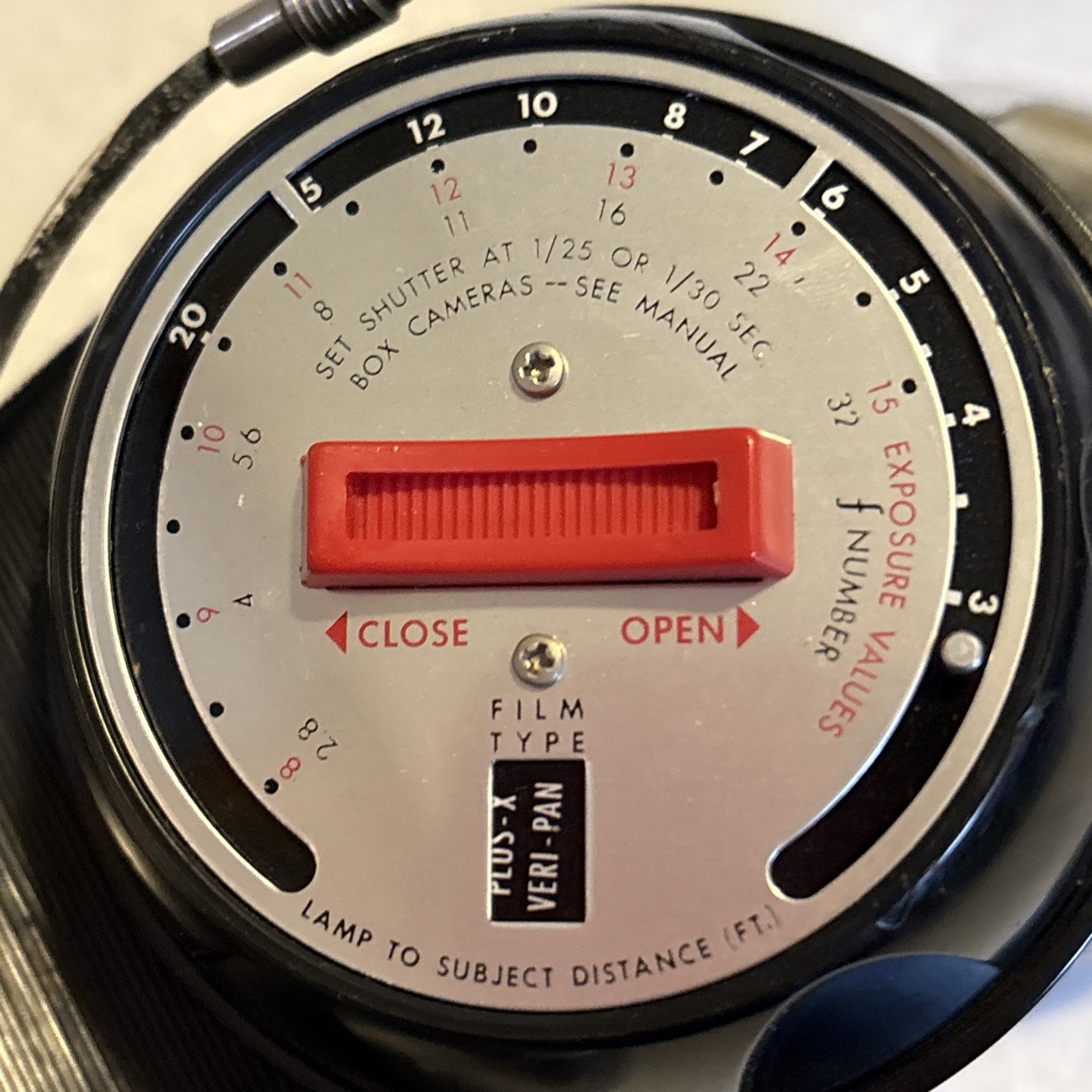 Kodak Rotary Flasholder Type 2, W/shoe-type fitting With Wires And Manual VTG
