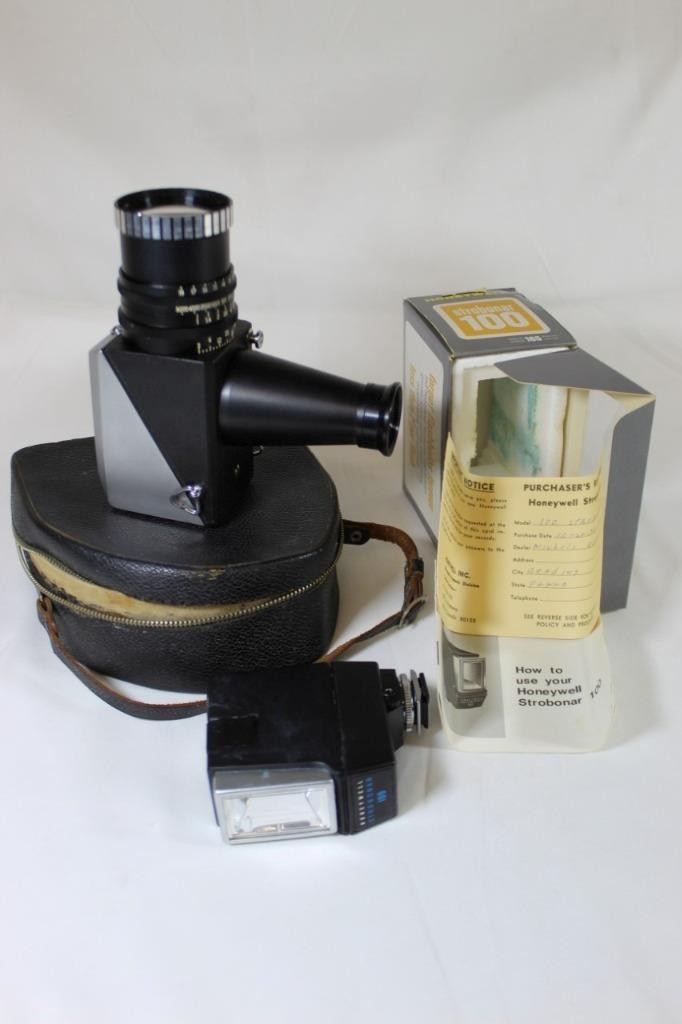 Honeywell Pentax 3/21 Spot Exposure Meter & Strobonar 100 Hot Shoe Flash AS-IS
