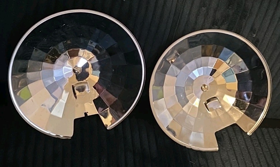 Lot Of 2 Vintage 5 1/2″ Aluminium Flash Reflectors EX +
