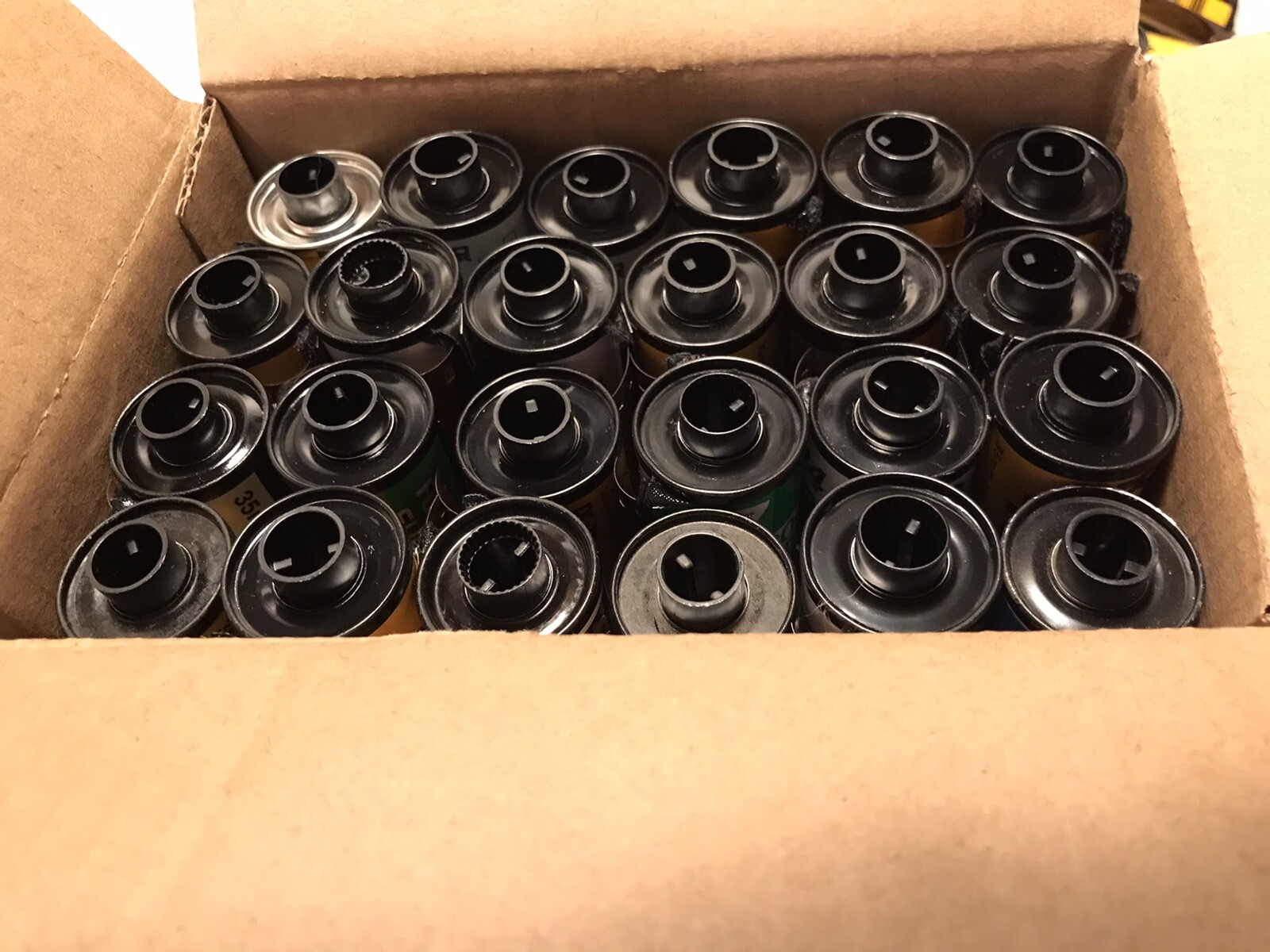 48 Empty 35mm Film Cassettes KODAK, FUJI and others