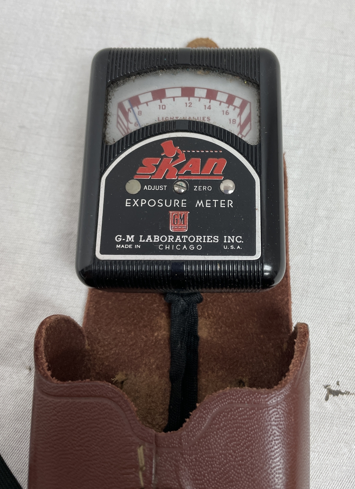 Vintage GM Laboratories Inc SKAN Exposure Meter w/ Original Leather case