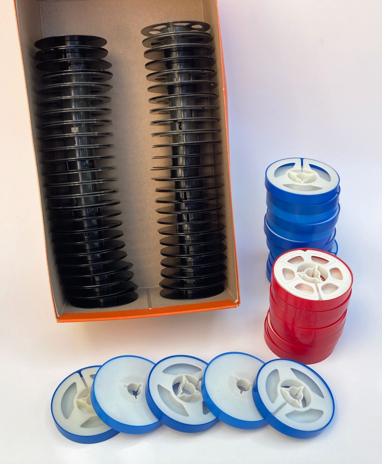 Lot of 71 : 3″ 8mm Empty Film Reels – 17 Kodak + unbranded, red black gray blue