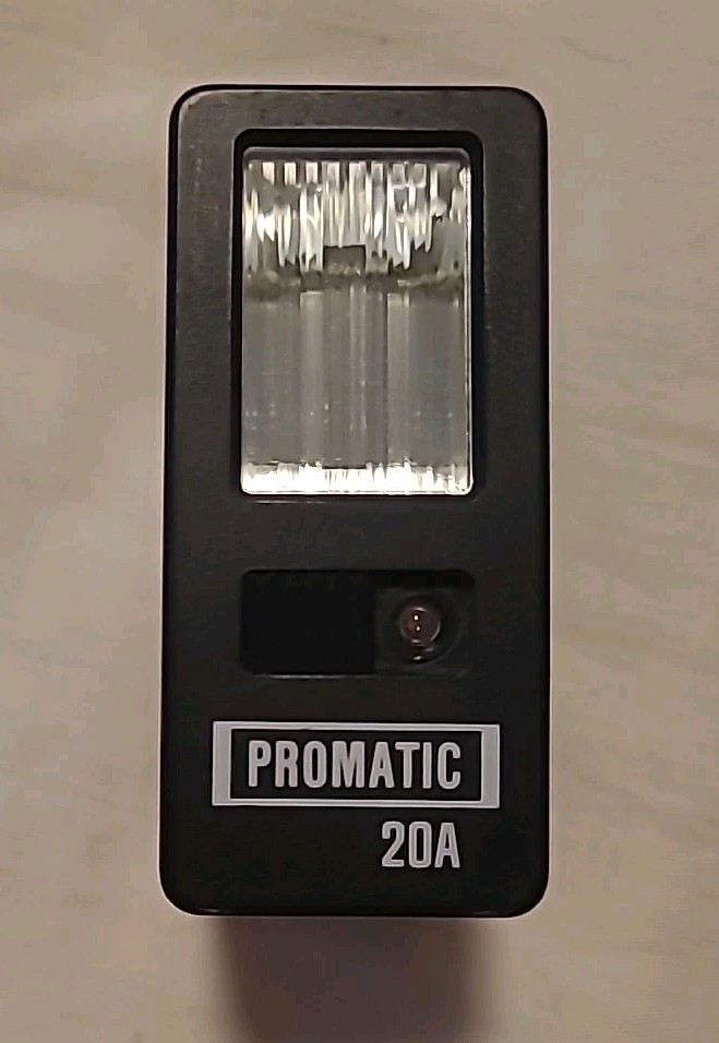 Vintage Promatic 20A Hot Shoe Film Camera External Flash Unit Additional Light