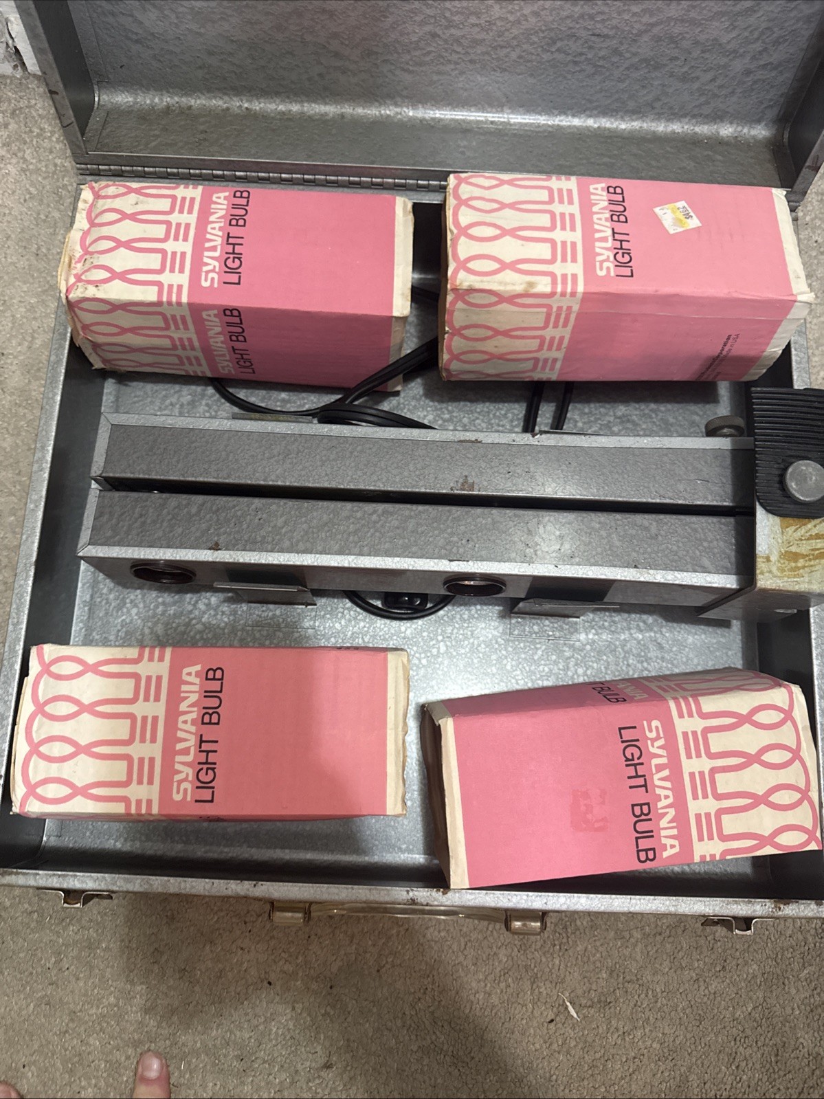 Rare Vintage CKC Model 150 Portable Cine Illuminator 4-Light Kit Sylvania Lights