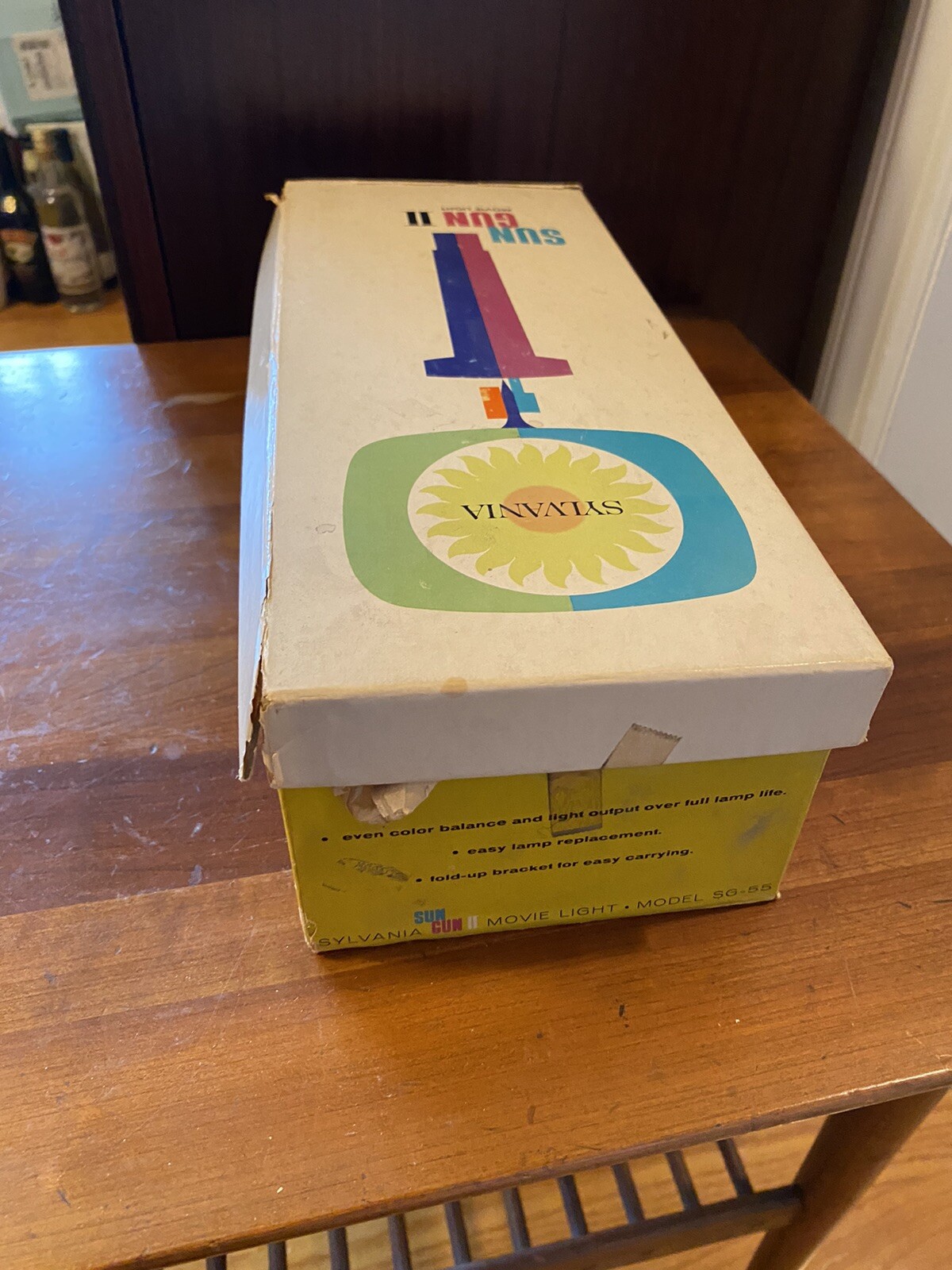 SYLVANIA SUN GUN II MOVIE LIGHT MODEL SG-55 MT CONDITION BOX HAS SOME WEAR PICS