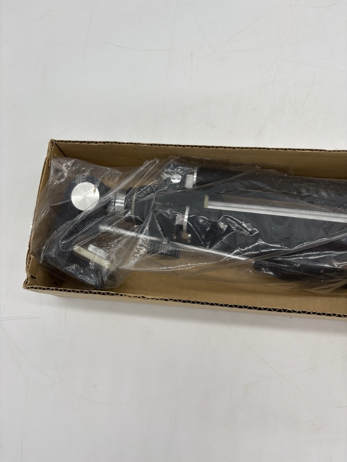 NOS Vintage Korvette Deluxe Elevator Tripod #110 Elevating Camera Photography
