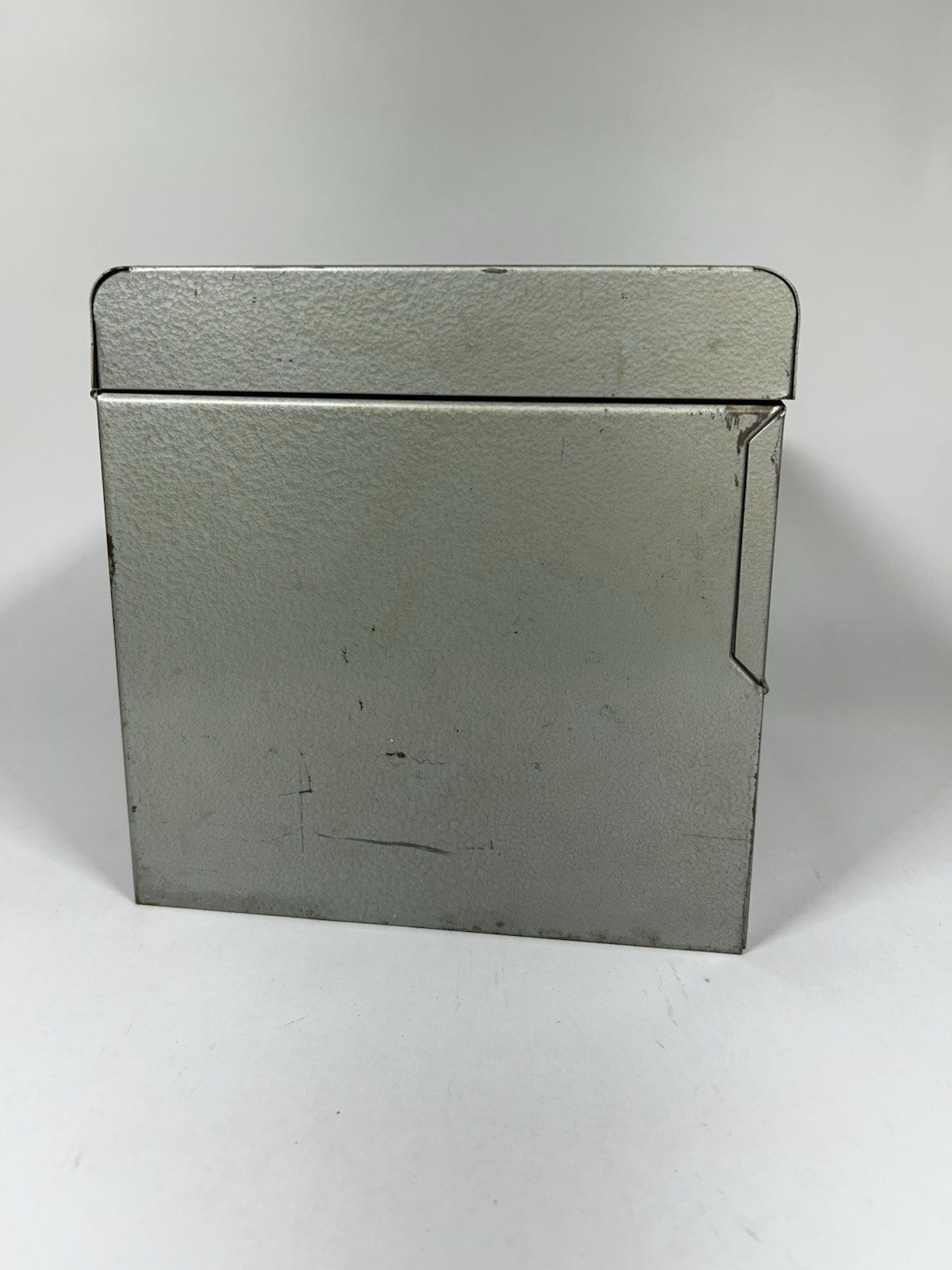 Vintage Reel to Reel Tape Metal Carrying Case with 17 Used Reels 40’s 50’s 60’s
