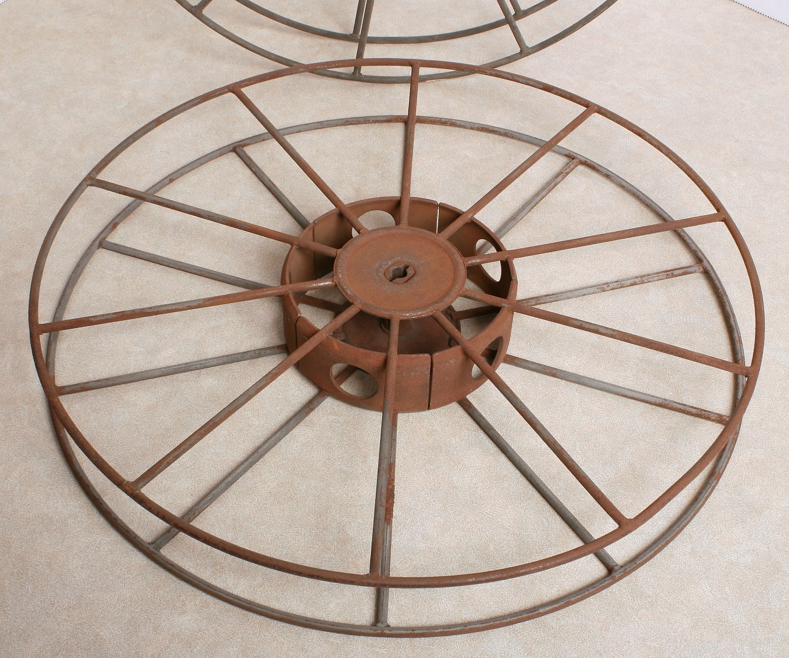 TWO 35MM WIRE MOVIE FILM REEL 15″ DIAMETER FOR FILM USE OR DISPLAY