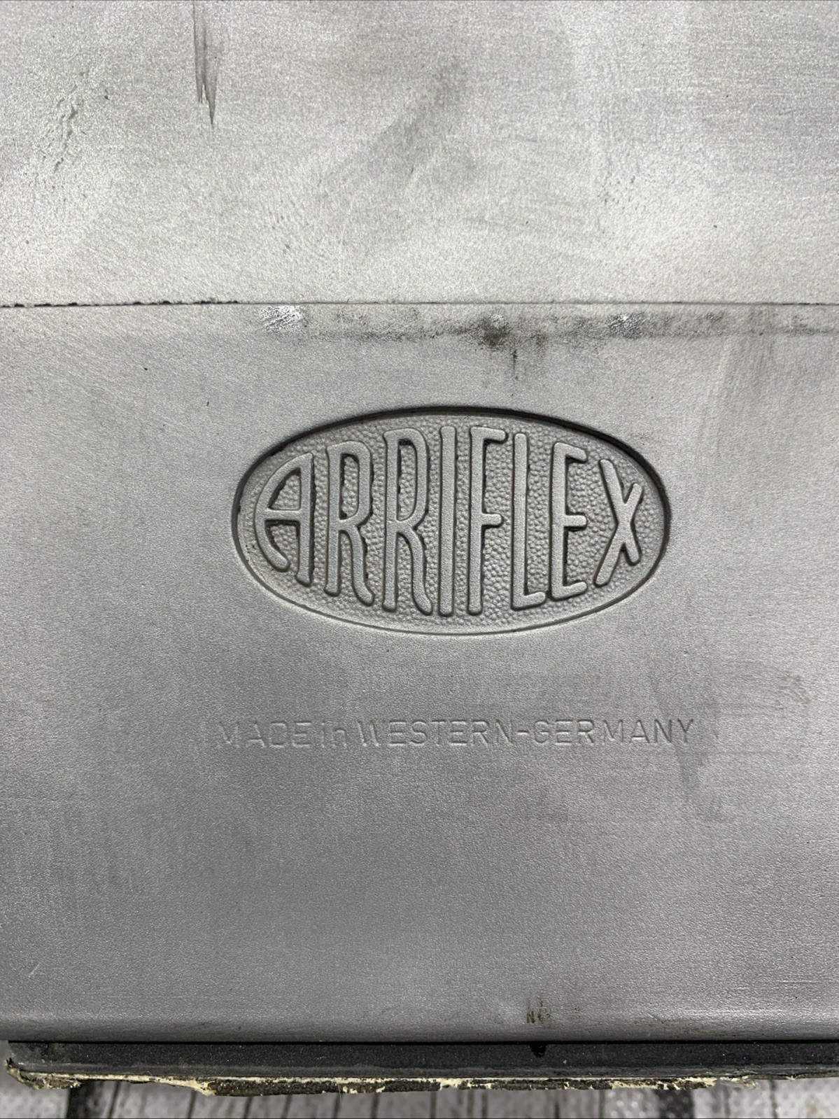 Arriflex 35mm film magazine Vintage Metal