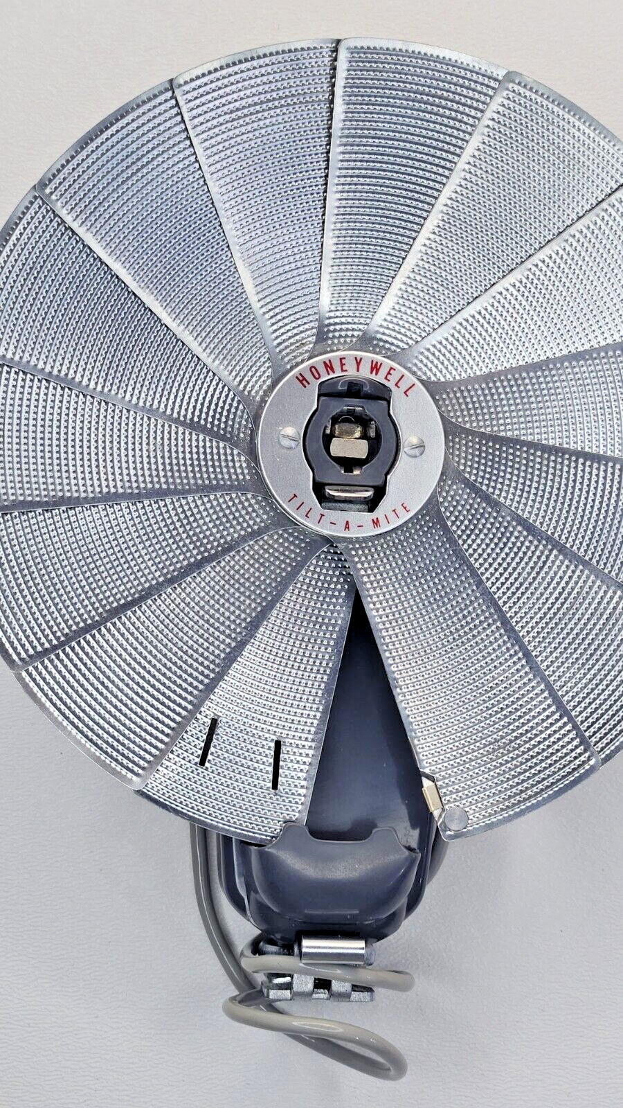 Vtg Honeywell Photo Products TILT-A-MITE Camera Flash Fan Fold Reflector w/ Case