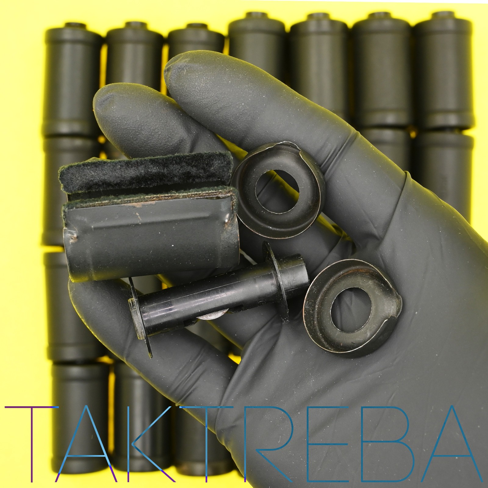 Reloadable Canister Metal Cassette 35mm Film Type 135m. Only Red Green Blue seal