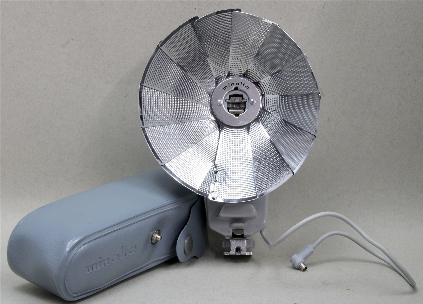 Vintage Flash Attachment MINOLTA Deluxe-II Fan Style Shoe Mount w/Case JAPAN
