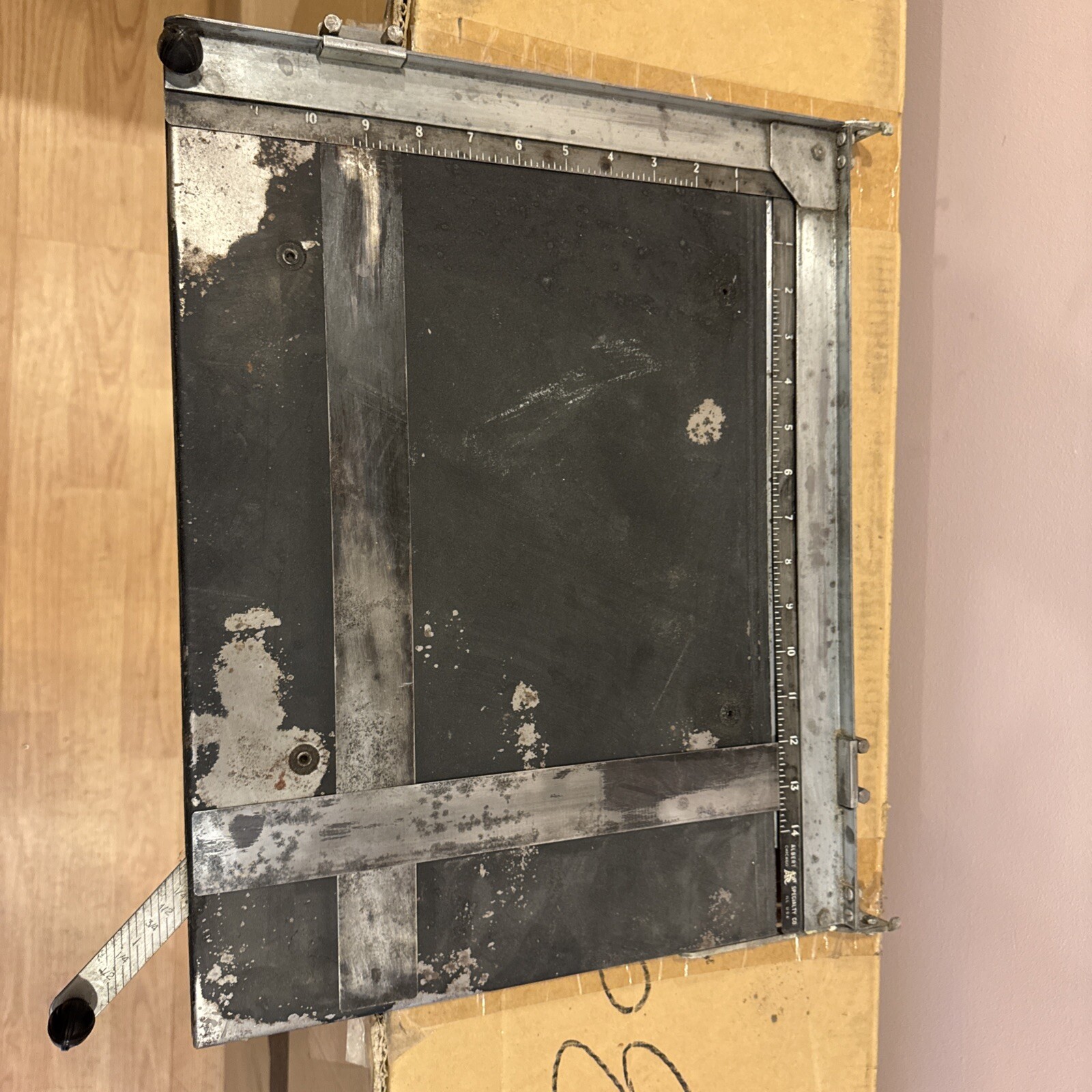 VINTAGE ALBERT SPECIALTY CO~PHOTOGRAPY, 11″X14″, ENLARGING EASEL~DARKROOM.