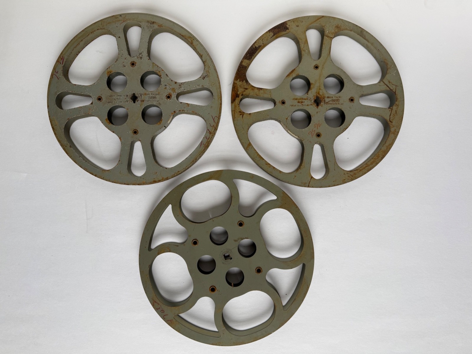 Lot of vintage film reels and cans MPE 16mm 35mm Kodak 2373