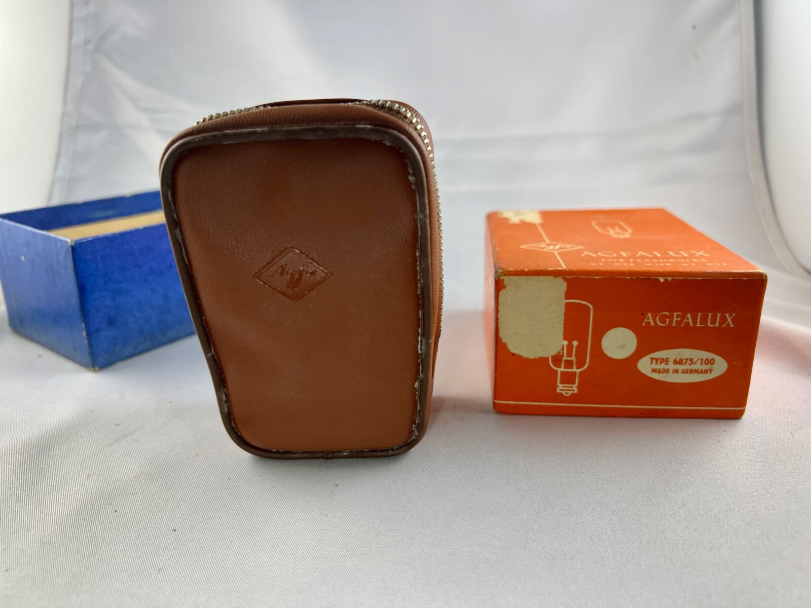 AGFALUX FLASH AGFA Pocket Flash Gun with  Made in Germany  In Box Type 6875/100