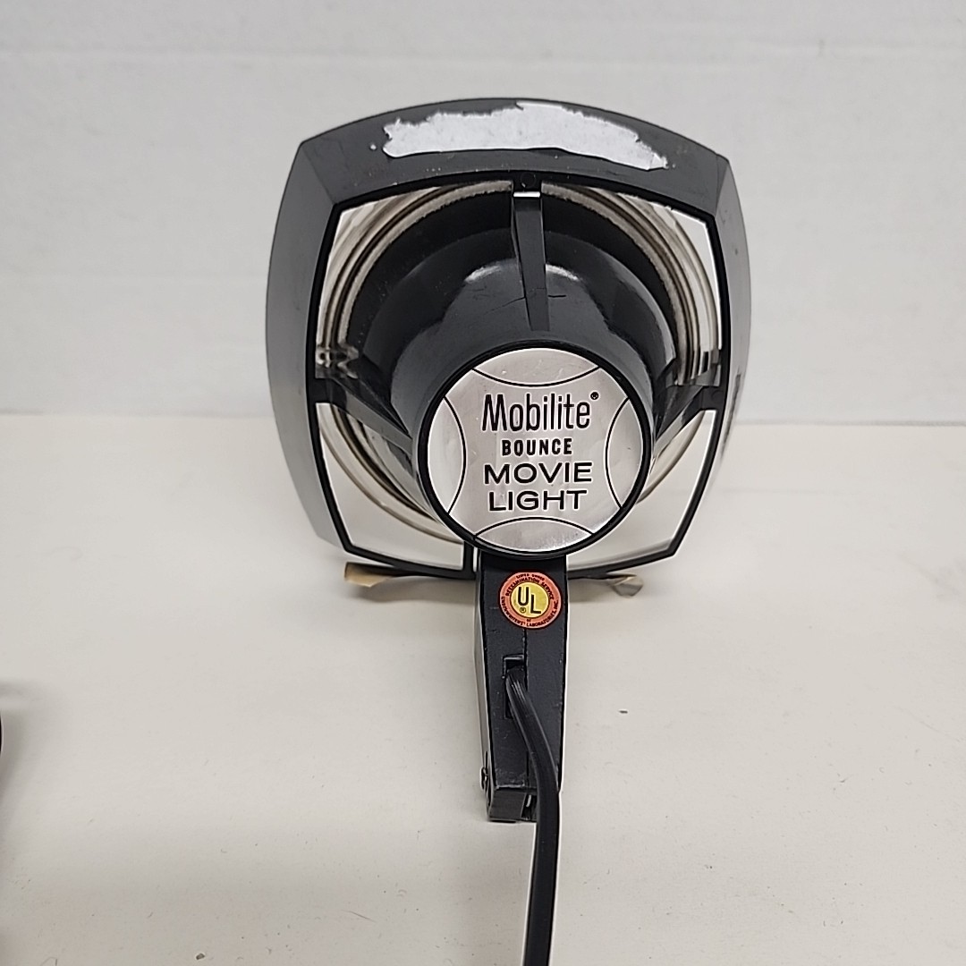 Vintage Mobilite K-5 Fits Super 8 Camera Movie Light