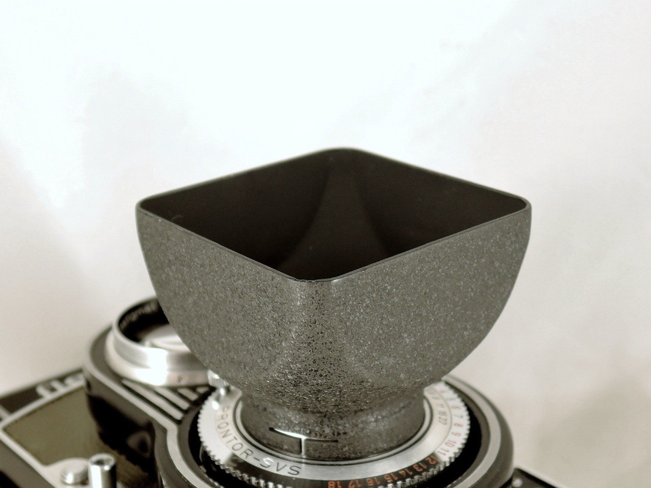 Flexaret Meopta Shade Hood Ø 30 Lens Hood for Flexaret II – V MINT