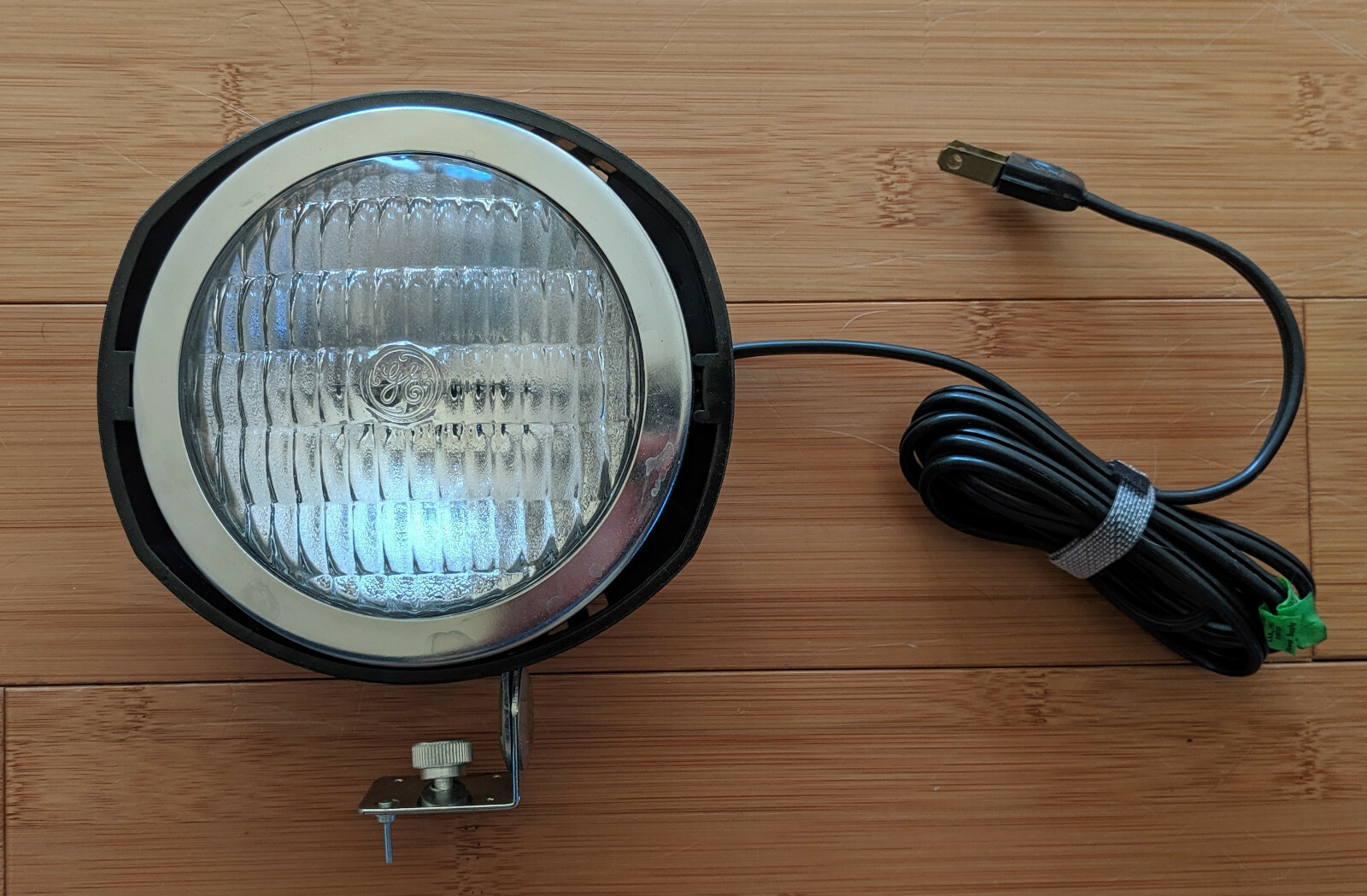 60’s Vintage Bell & Howell Light Attachment / Part #41969 DWA Lamp Repl.