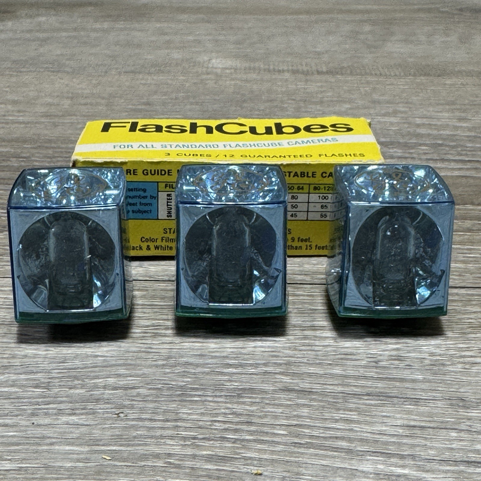 6 Vintage GE Blue Flash Cubes Flashbulbs For Old Cameras Original Packaging USA