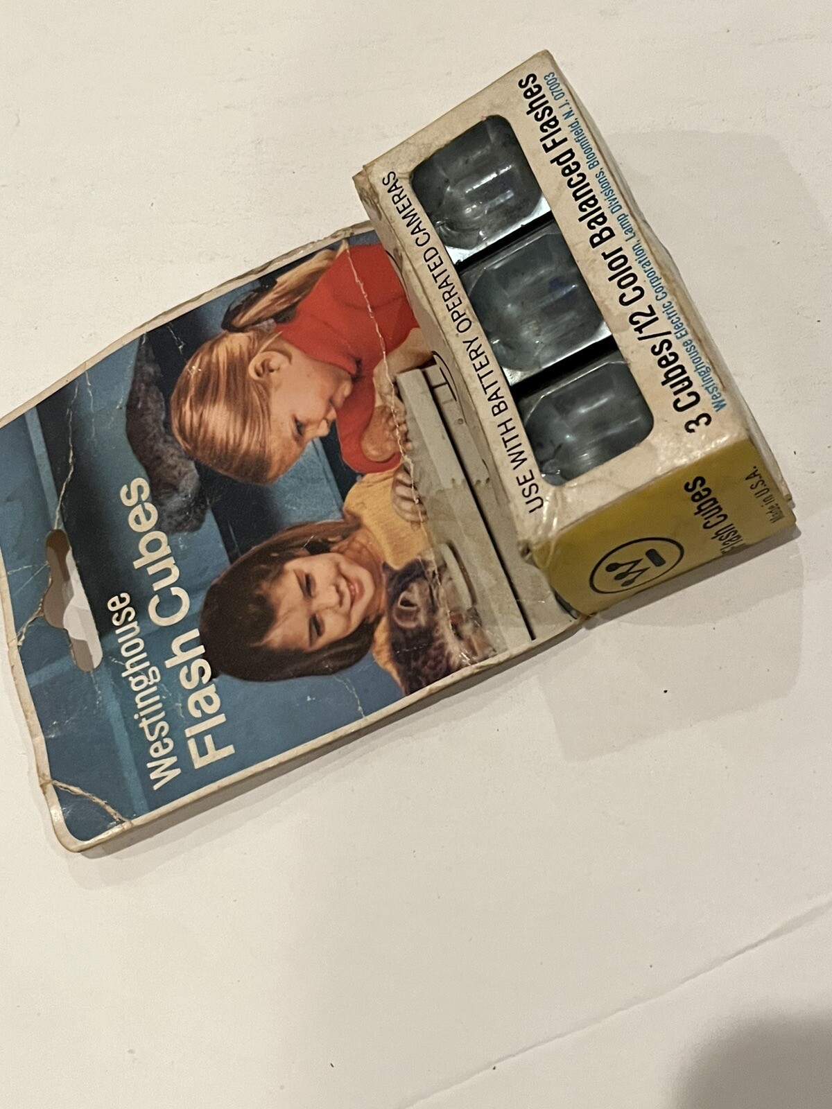 WESTINGHOUSE FLASH CUBES 3 PACK VINTAGE CAMERA ACCESSORY IN PACKAGE