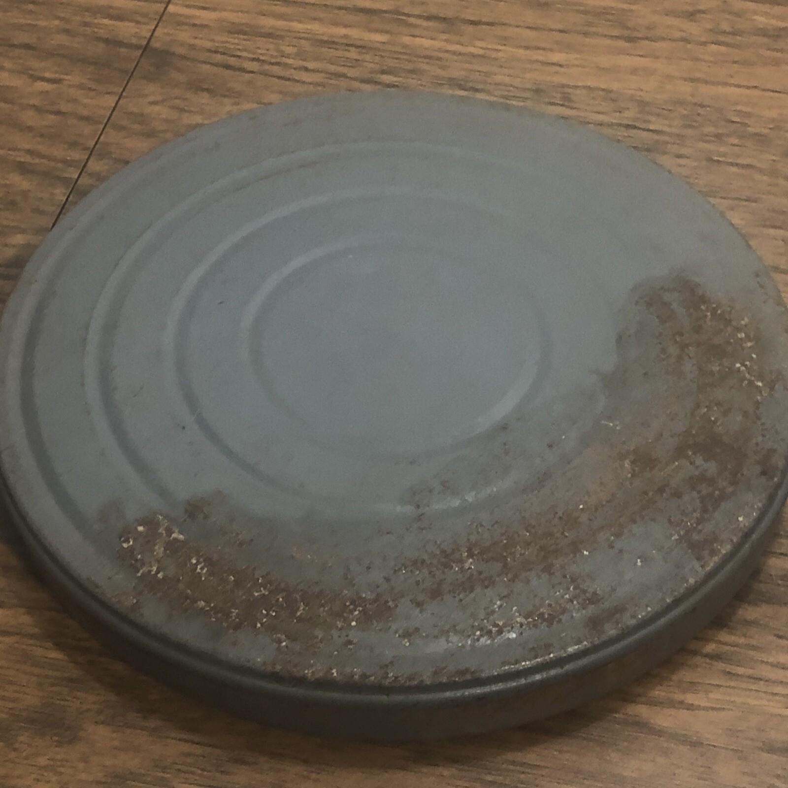 Vintage Neumade N.Y. 7” 400′ 16mm Metal Reel w/ Metal Can 1920s-1930s Rust Empty