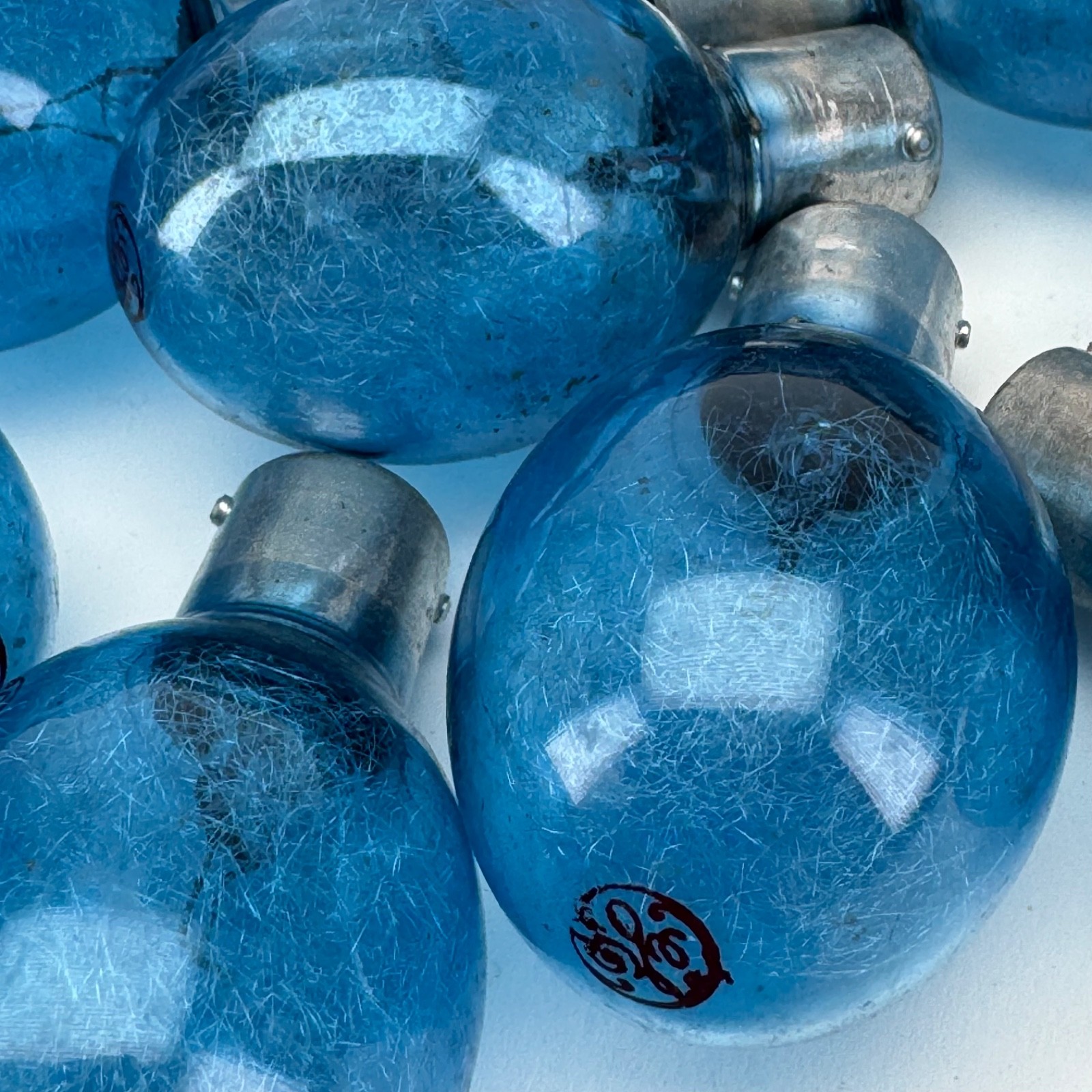 GE M2B Blue Flashbulbs Lot of 28 NOS Vintage Photography Camera Flash Bulbs