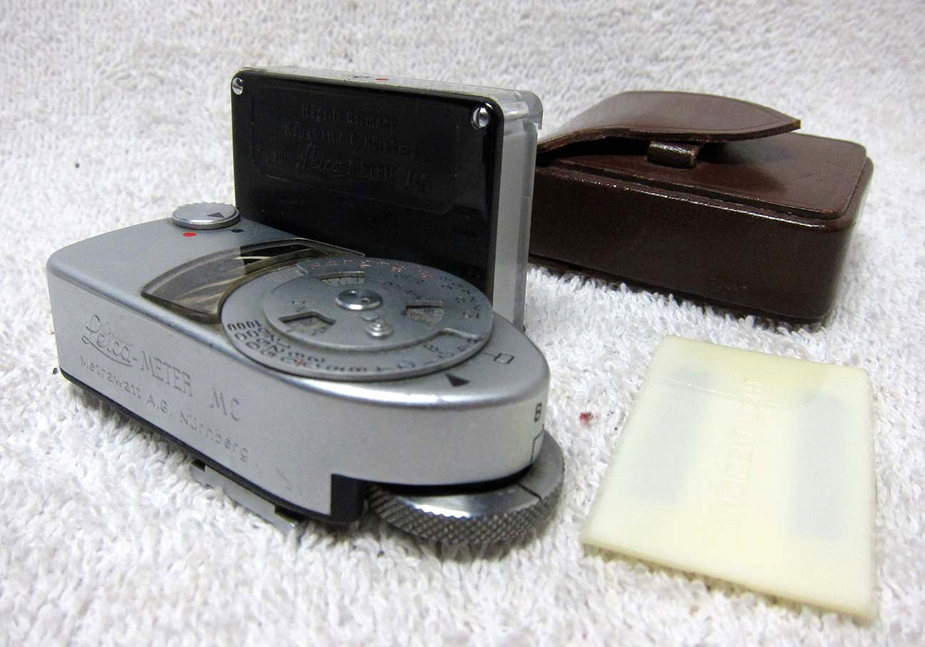 Vintage Leitz LEICA Meter MC Lightmeter Attachment w/Booster for M Cameras.M2 M3