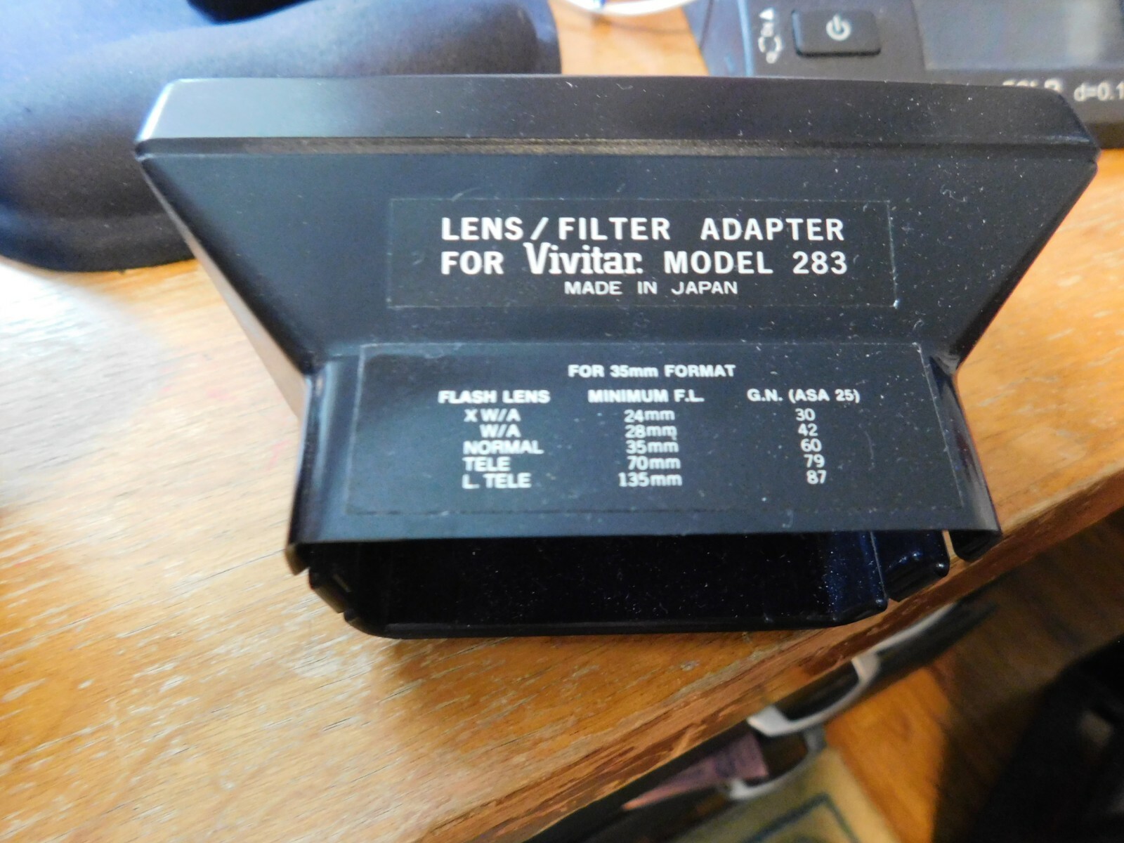 Vivitar 283 Lens/Filter Adapter Holder