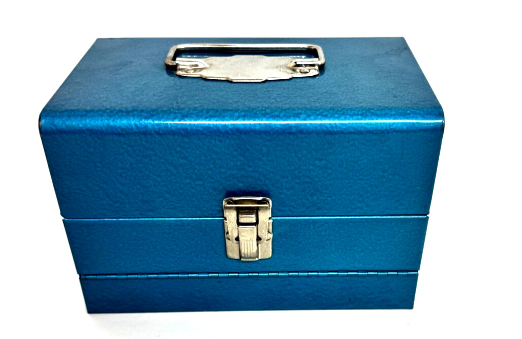 Vintage Logan Deluxe Movie Reel Chest Blue Holds 12 Film Canisters for 5″ Reels