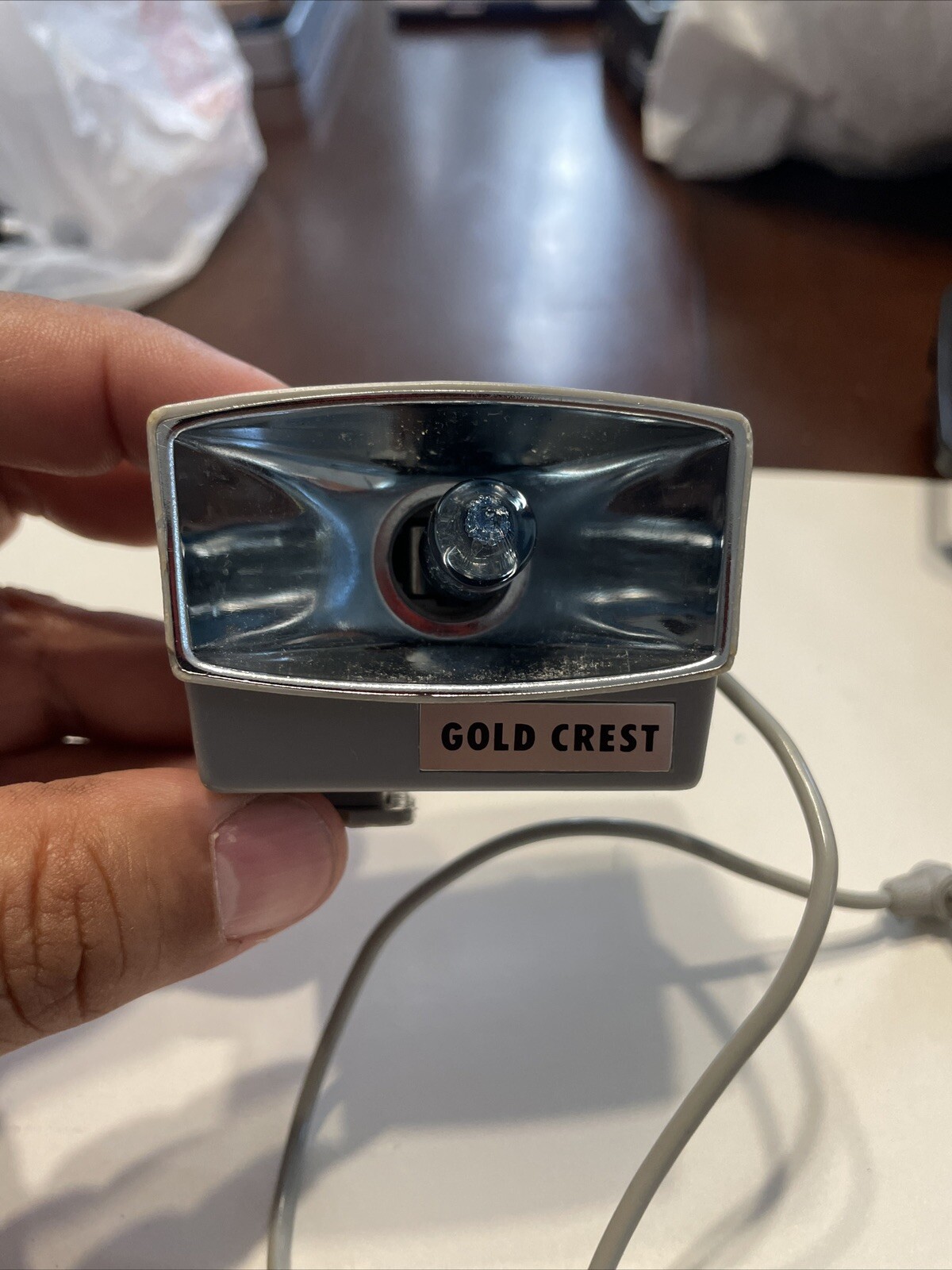 Vintage Gold Crest Camera Flash Attachment – From Japan – Comes With Case.