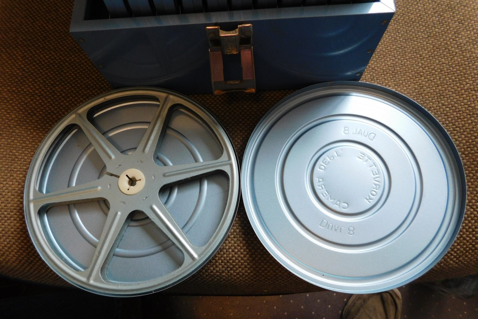 LOT OF 12 DUAL 8 8MM 7″ CANISTERS With CARRYING CASE Korvette Camera Dept