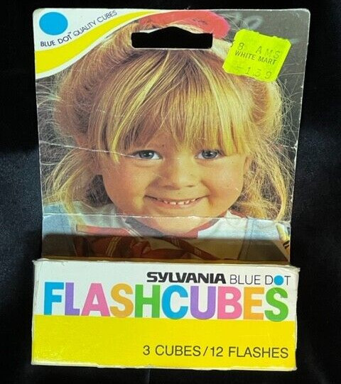 2 Flashcube Packages 3 bulbs each 24 Flashes Total Sylvania and GE