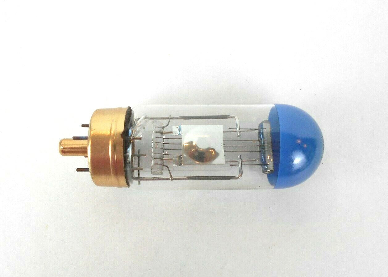 Sylvania CZA/CZB 500 Watt 120V Bulb Brownie 500 Movie Projector Model C (bin KK)