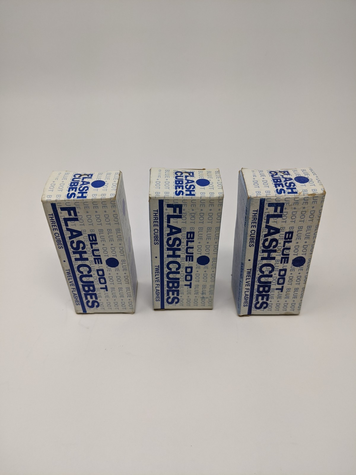 Vintage Flash Cubes Blue Dot Sylvania Westinghouse New Sealed