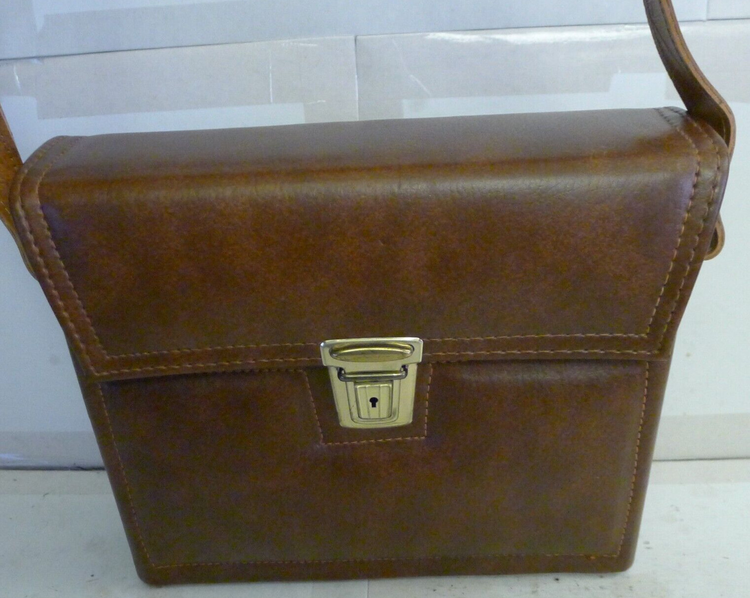 Camera Compartment Case for Polaroid Folding SX-70 Tan Camera & Accessories P72