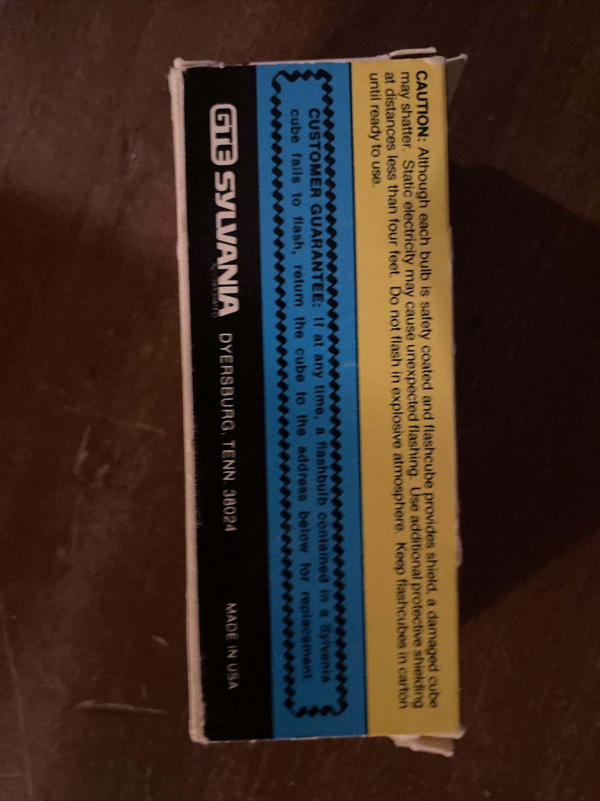 Sylvania Blue Dot Magicubes 3 Cubes 9 Flashes. OLD STOCK
