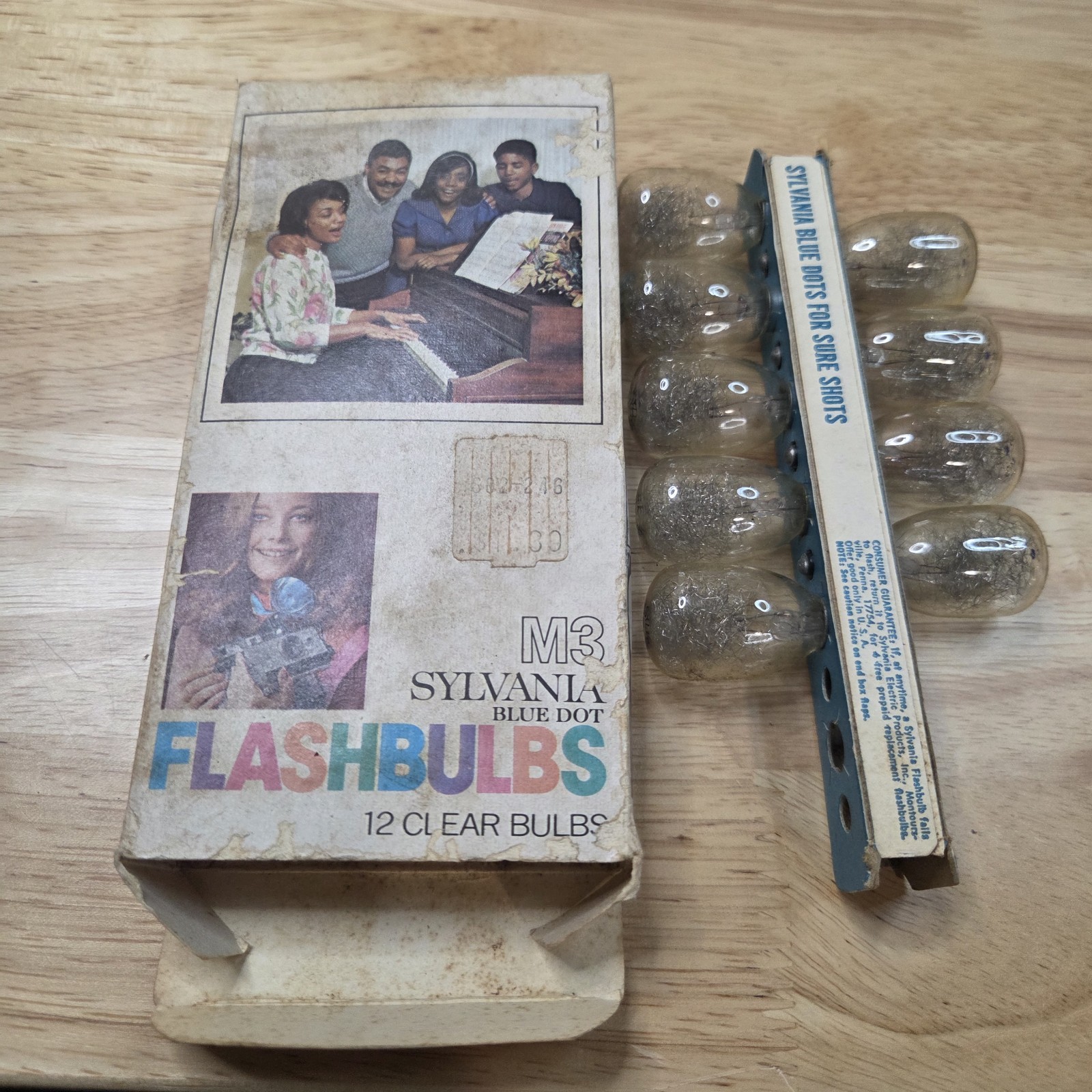 “AS IS” Vintage Photography Parts Lot: Bulbs, Camerette, FlashCubes, Kodak