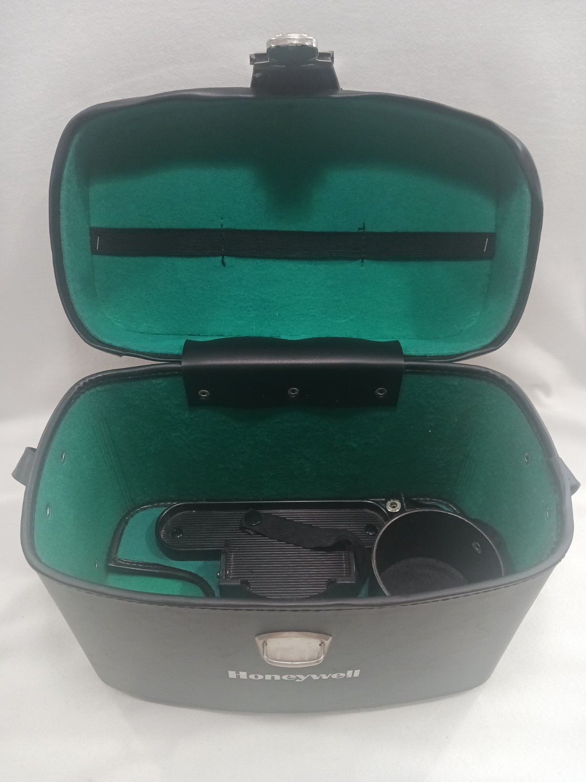 Vintage Pentax Honeywell Hard Camera & Lens Case 11″ x 6″ x 6″ Black Leather VGC