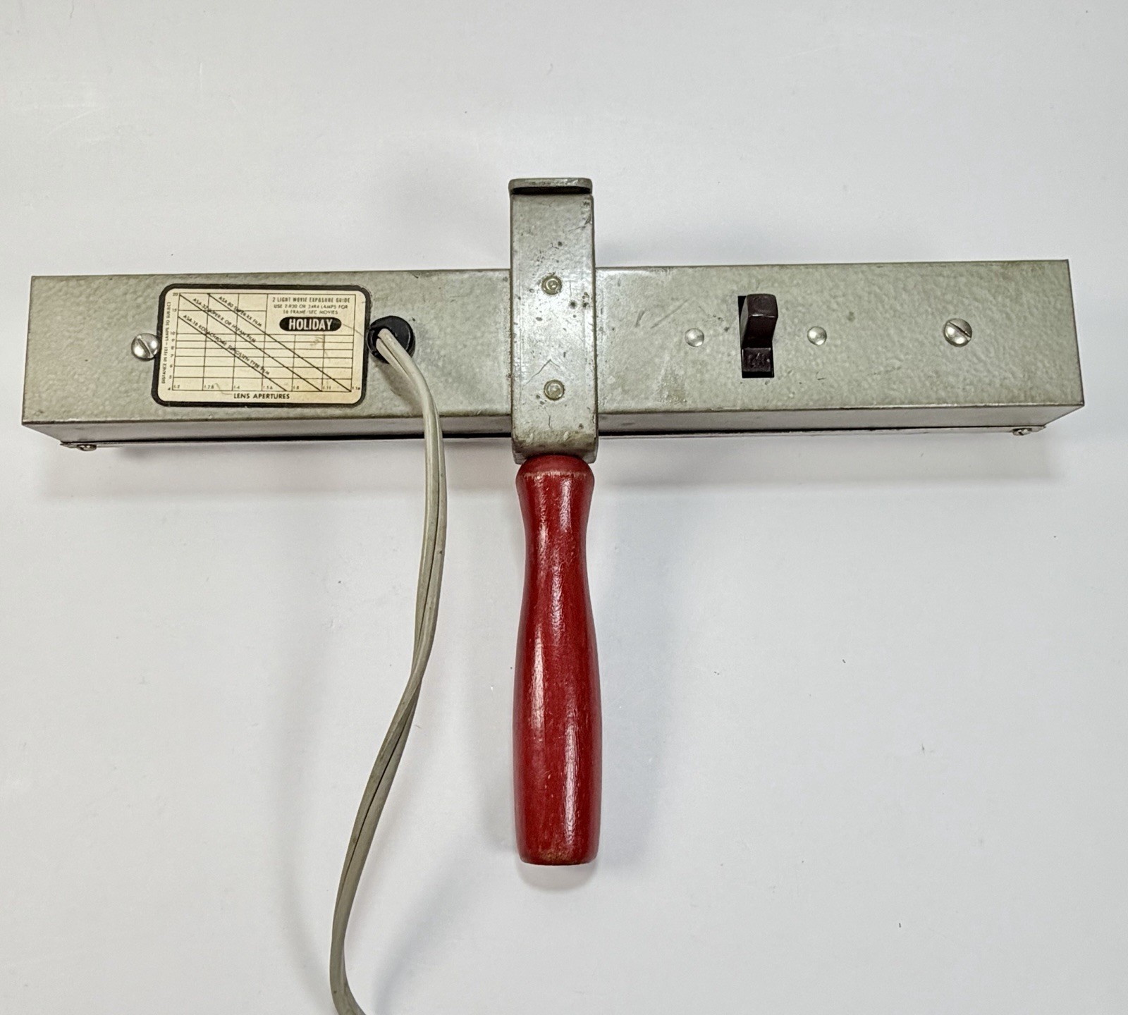 Vintage Holiday Cat. 2200 Movie Camera Light Bar Dual Lamp Red Handle Tested