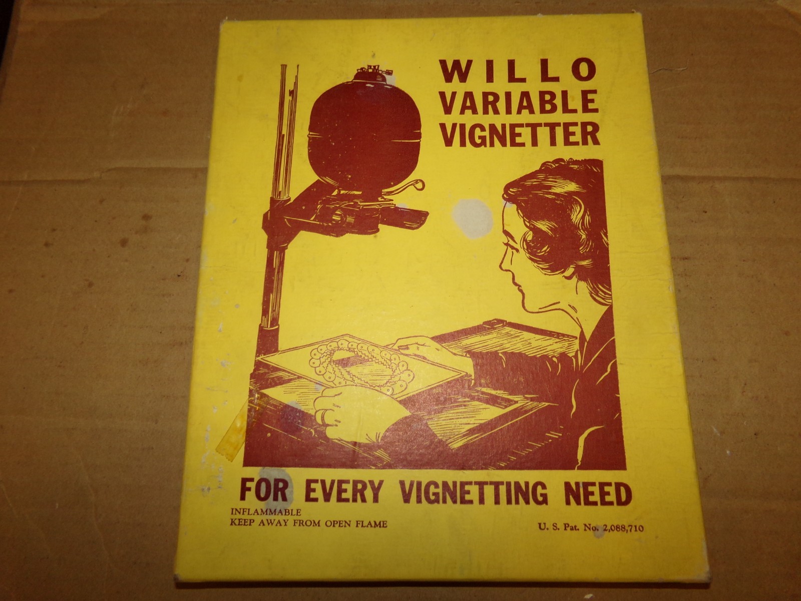 VINTAGE Willo Variable Vignetter for Photography