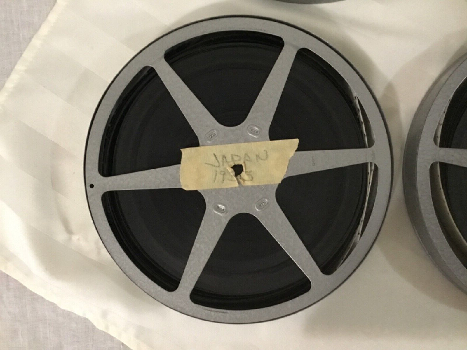 2 Vtg Brumberger Kenco 8mm Film Canister and Take Up Reel USA Metal Case 7″
