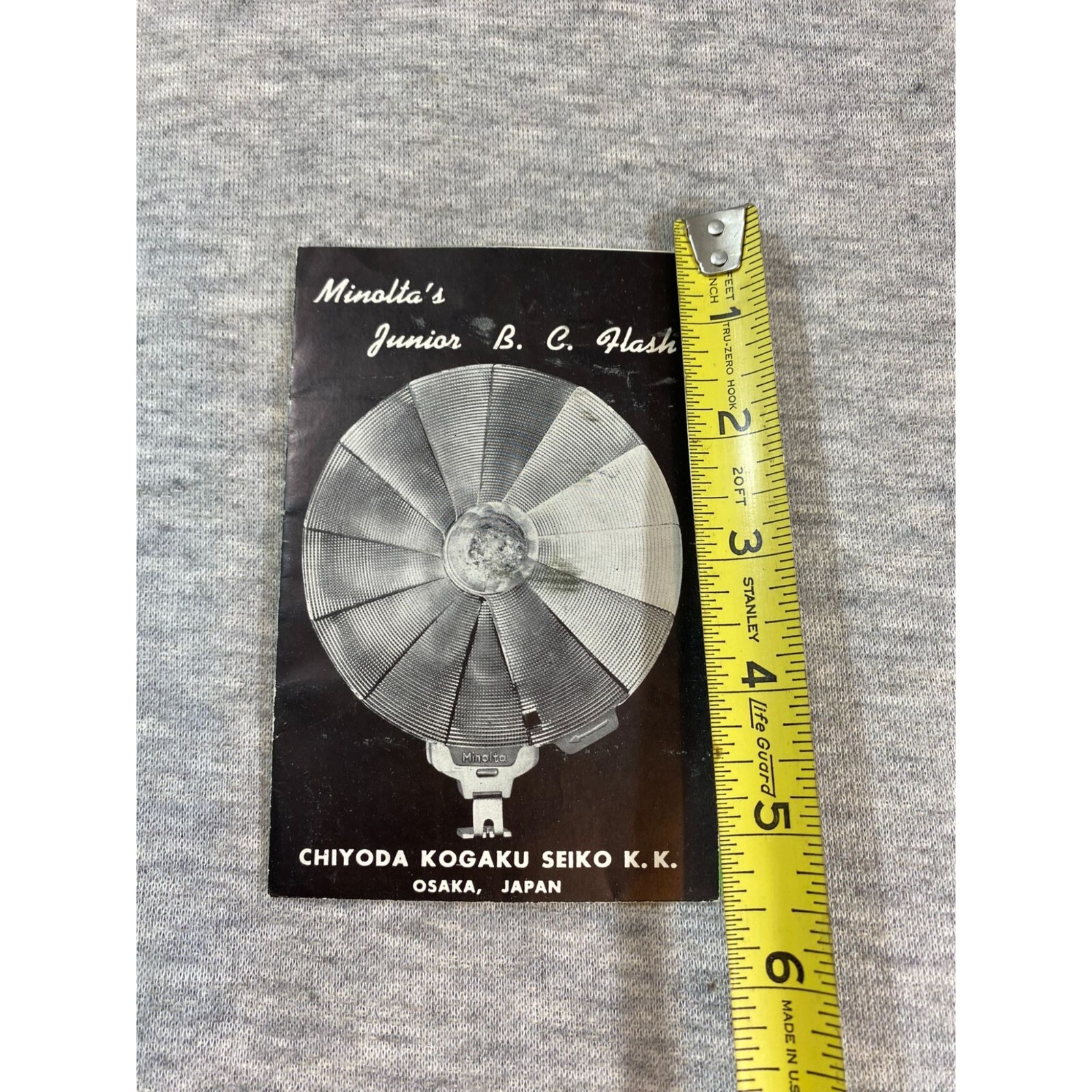 Vintage Retro 1960’s Minolta Junior B.C. Folding Reflector Flash Pocket Paperbac
