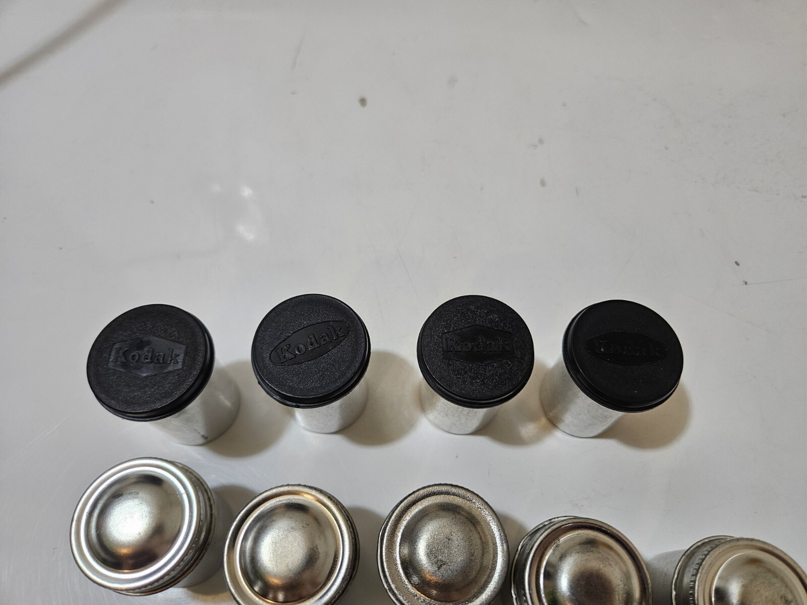 19 Tin Film Canisters Lot 4 W/ Plastic Press Lids 15 W/ Screw Cap Tops VTG 35mm