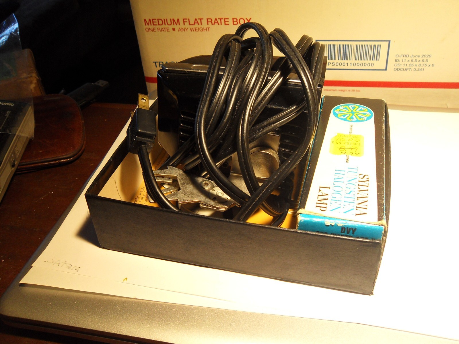 Vintage Sylvania Sun Gun S.G.VIII 650w 120v Tested Works W/ Extra Bulb & Box