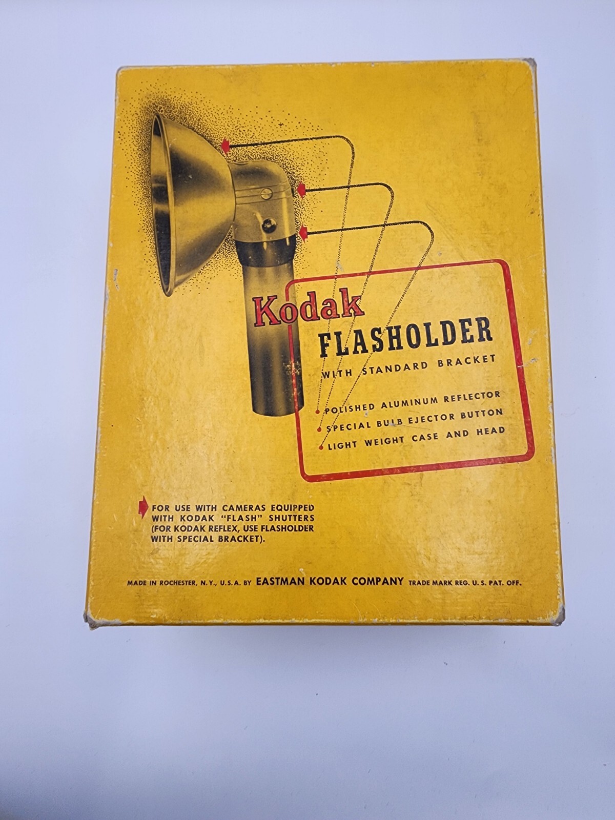 Vintage Kodak Flasholder w/Standard Bracket Original Box & Bulbs Untested
